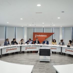 Baena participa en la reunión de portavoces autonómicos para seguir construyendo un proyecto de futuro para los riojanos