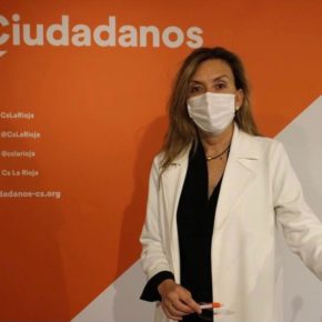 Ciudadanos reclama a acelerar la vacunación para poder llegar a septiembre con los jóvenes inmunizados