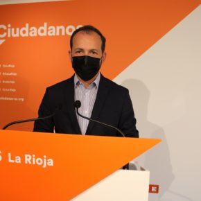 Baena: "El Gobierno de Andreu quería una Enoregión de referencia mundial y están creando una capital de turismo de borrachera"