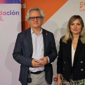 La gira ‘Destino Refundación' reivindica en Logroño un espacio político propio, con un partido transversal y que escuche más a las autonomías